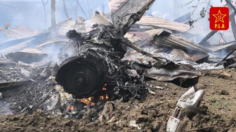 အာဏာသိမ်းစစ်တပ်ရဲ့ တိုက်လေယာဉ်တစ်စီး အဆက်အသွယ်ပြတ်နေ